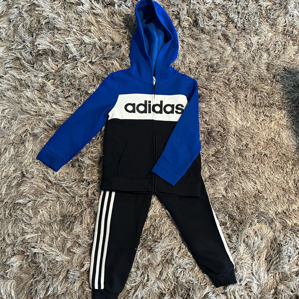 Adidas Sweatsuit Royal Blue and Black Boys size 6